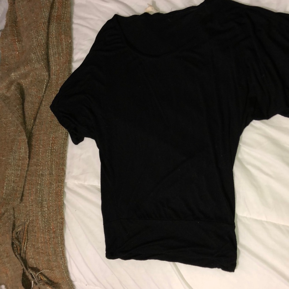 round neck black blouse